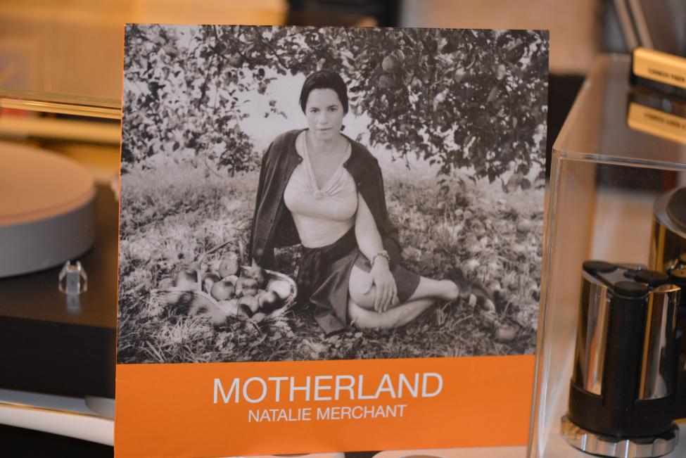 Natalie Merchant. Motherland. 2013 001.jpg