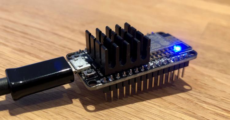 NodeMCU kjoeling.jpg