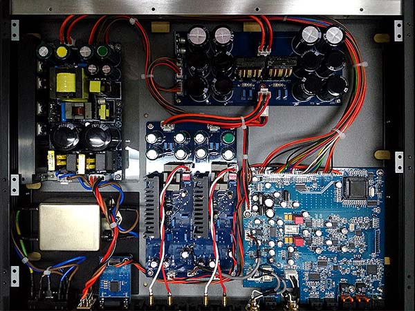 nuprime-ida-16-integrated-amplifier-inside1.jpg