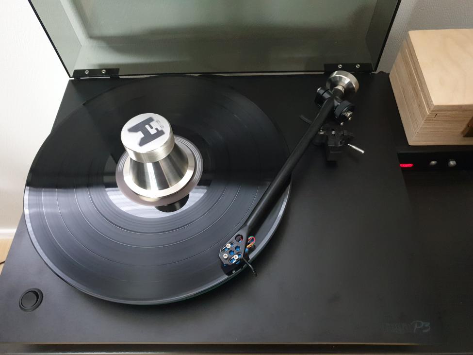 oks Rega P3 Slukclamp.jpg