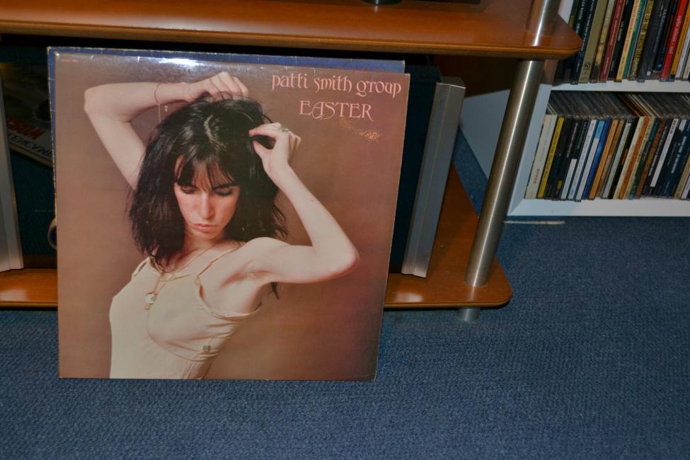 patti smith group. Easter 001.jpg