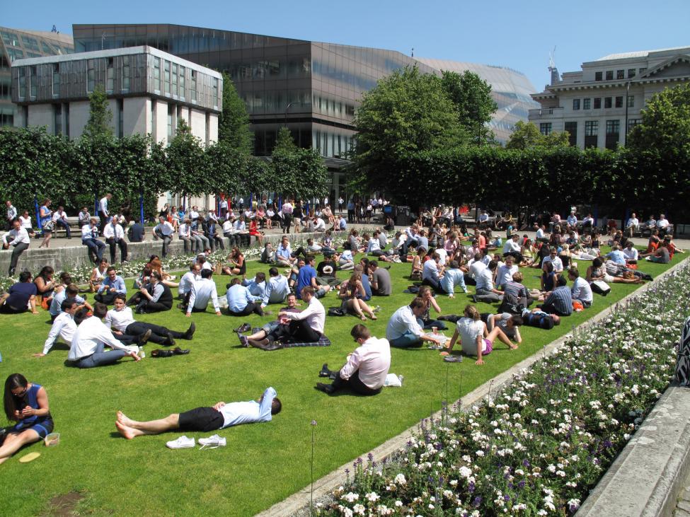 People-Outside-St-Pauls.jpg