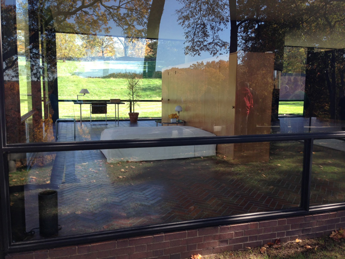 philip-johnson-glass-house-designrulz-007.jpg