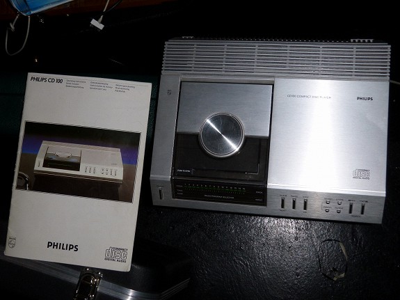 Philips CD 100.jpg