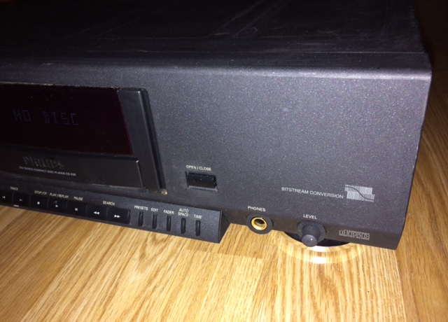 Philips CD930 d.jpg