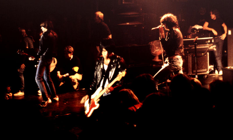 Ramones_30081980_10_800.jpg