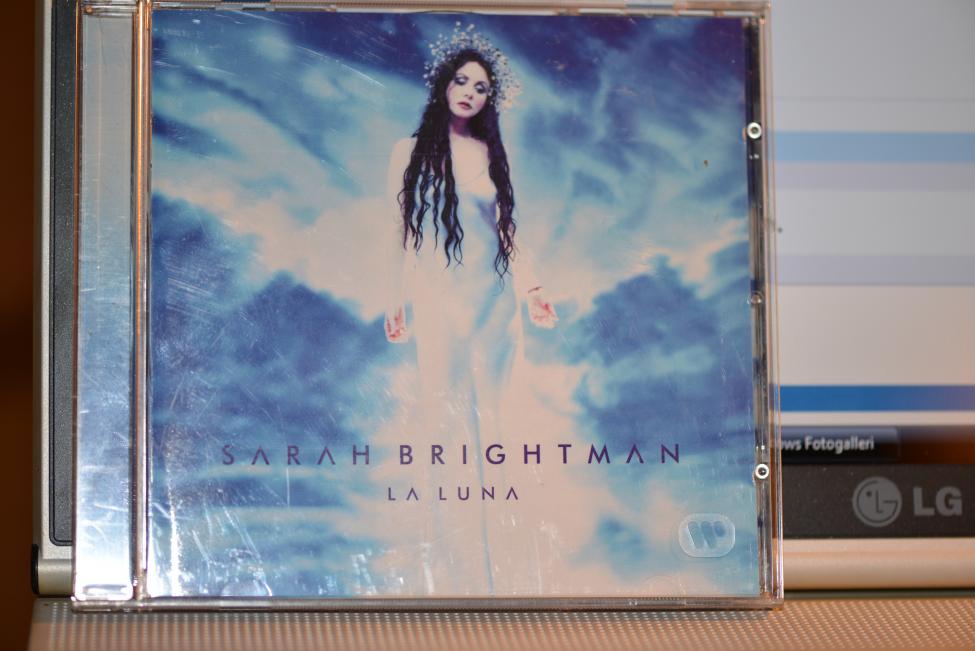 Sarah Brightman. La Luna 012.jpg