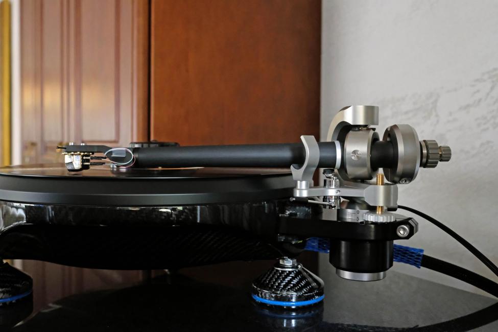 SAT tonearm.jpg