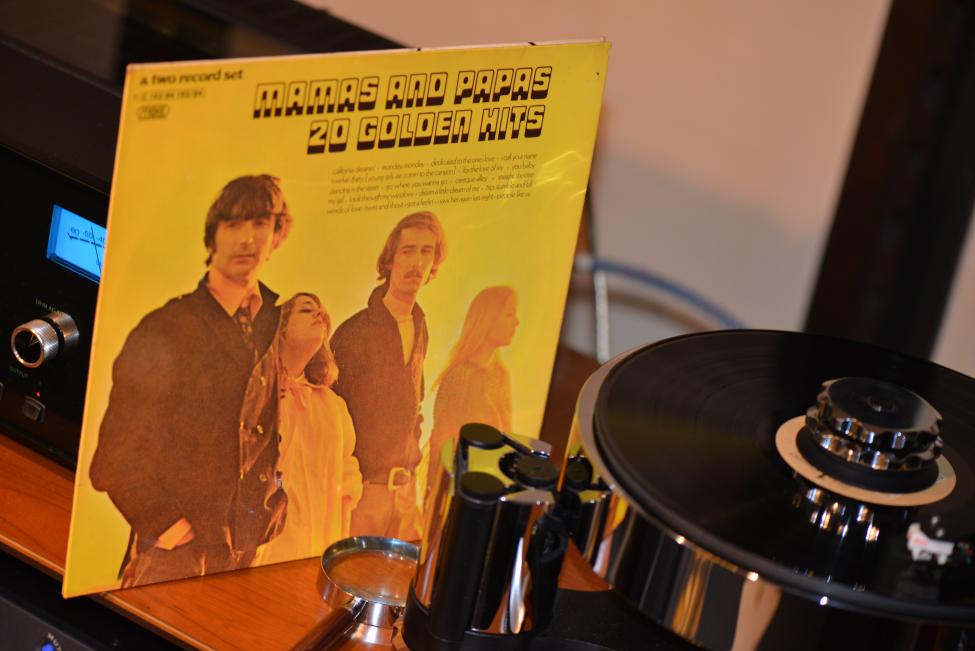 The Mamas& The Papas. Greatest Hits 001.jpg