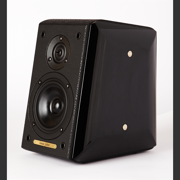 WEB_Image Sonus Faber Toy  høyttaler  black piano 1017524426.Jpeg