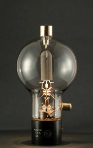 RCA_’808’_Power_Vacuum_Tube.jpg