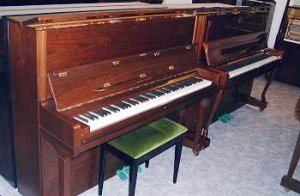 yc-piano1.jpg