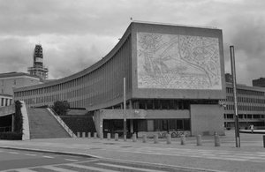 Erling-Viksjø’s-Y-Block-and-its-famed-Picasso-mural-The-Fisherman-in-Oslo’s-Regjeringskvartale...jpg