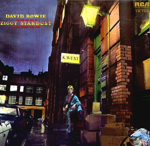 David Bowie-The Rise And fall Of Ziggy Stardust. RCA PCD1-4702.jpg