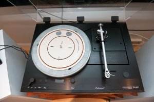 Thorens-003.jpg