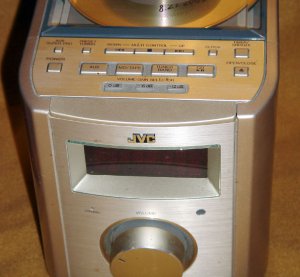 JVC-UX7000 3.jpg