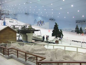 ski_dubai_chairlift_base.jpeg