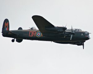 750px-Avro_Lancaster_B_I_PA474.jpg
