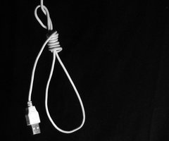 USB_Noose_by_andreMendes_thumb.jpg