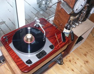 Garrard 301_red.jpg