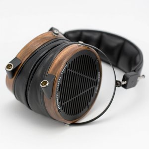 lcd2.jpg
