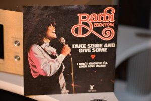 Barbi Benton. Singel 002.jpg