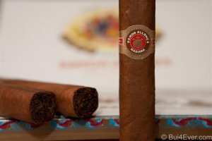 20091126-Ramon-Allones-Specially-Selected-Cuban-Cigars-012-Large.jpg