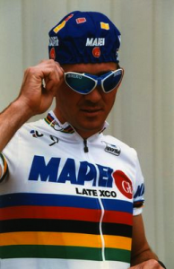 Johan museeuw Mapei white briko stinger blue lenses.png