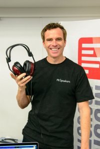 900x900px-LL-6dd1a274_Headphone-fest-48.jpeg