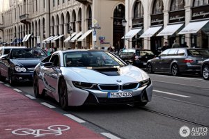 i8-1.jpg