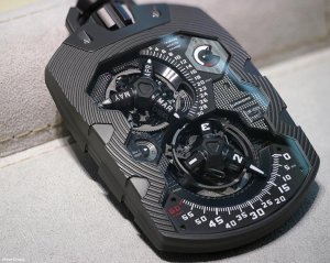 urwerk-1001-front.jpg