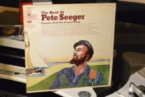 Pete Seeger. Best of 006.jpg