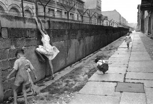 berlinwall.jpg