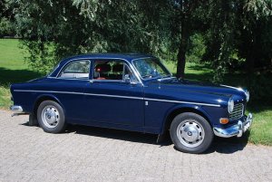 800px-Volvo_Amazon_(owned_by_my_father_in_law).jpg