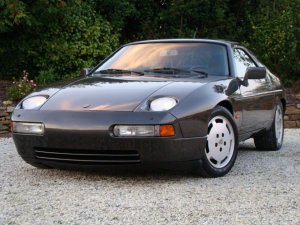 Porsche 928 S4.jpg