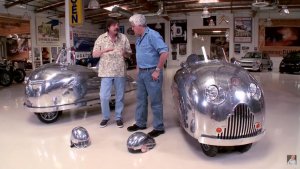 Randy Grubb's Decopods - Jay Leno's Garage - YouTube - Google Chrome_2015-06-05_16-58-18.jpg