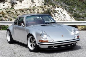 03-porsche-911-restored-singer.jpg