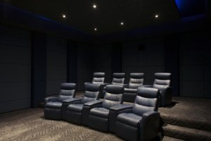 ea927e6b_theatre7_zpsf4d1d6ae.jpg
