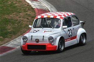 Fiat_Abarth_1000_TC,_982_cm³,_Bj._1970_(2007-06-17).jpg