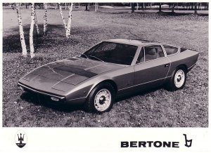 1972_Bertone_Maserati_Khamsin_01.jpg