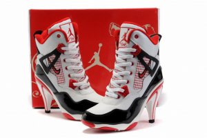 nike-store-all-over-the-world-shop-nike-shoes-nike-air-jordan-4-heels-001-01.jpg