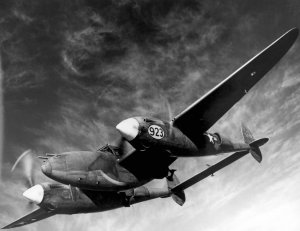 Lockheed_P-38J_Lightning_-_1.jpg