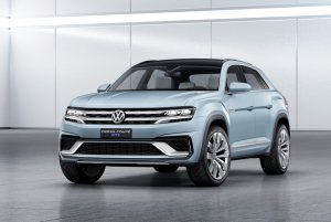 Volkswagen-Cross-Coupe-GTE-Concept-2015-photo-1.jpg