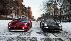 Alfa-Romeo-8C-and-Porsche-911-in-the-Snow.jpg