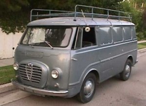 1957_Alfa_Romeo_2_Service_Van_Front_1.jpg