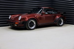 porsche 930.jpg