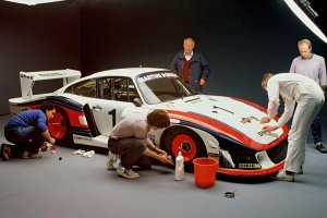 935-martini-racing-design.jpg