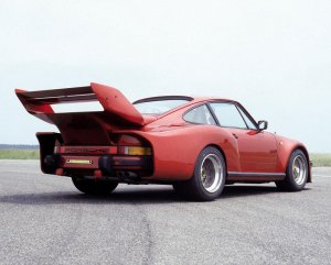 1983_Porsche_935Straenversion2.jpg