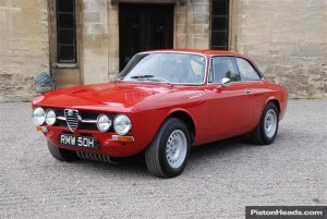 alfa-romeo-gtv-S2337403-1.jpg