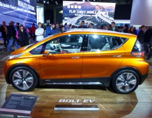 Bolt_EV_lateral_2015_NAIAS.jpg